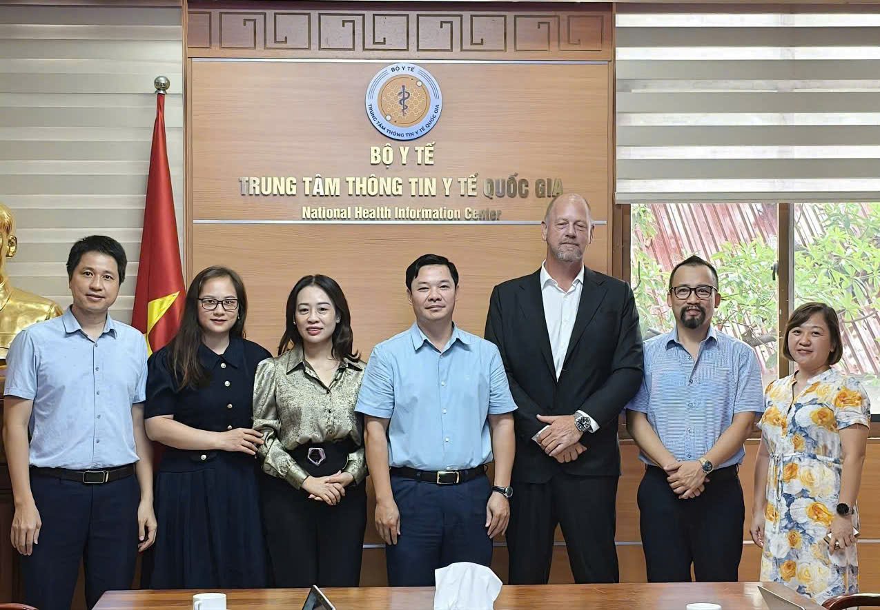 Trung tâm Thông tin y tế Quốc gia làm việc với Tập đoàn đa quốc gia Wolters Kluwer và Công ty iGroup Asia Pacific Ltd. về hợp tác phát triển trí tuệ nhân tạo trong y tế